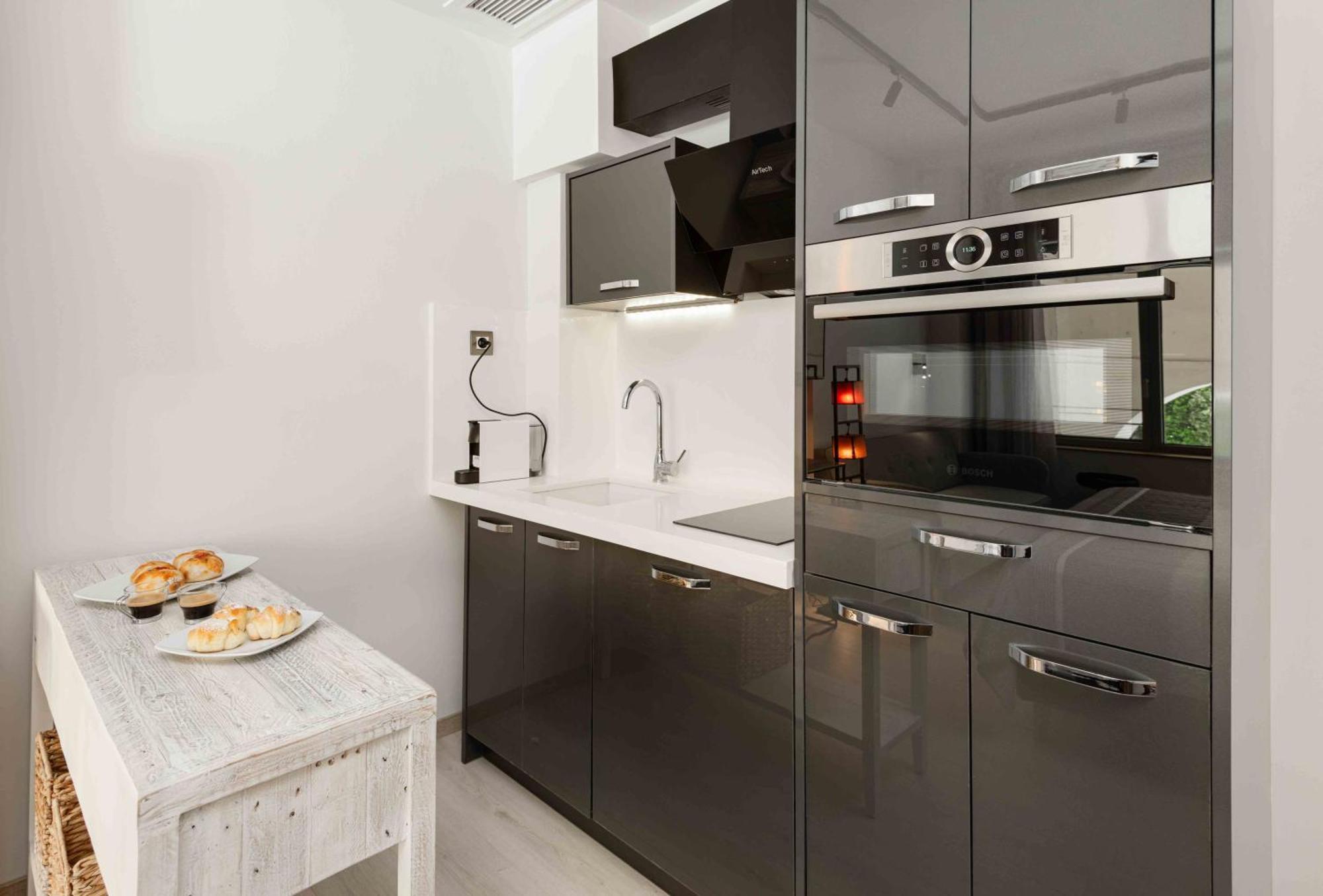 סלוניקי Square Elegant Suites מראה חיצוני תמונה